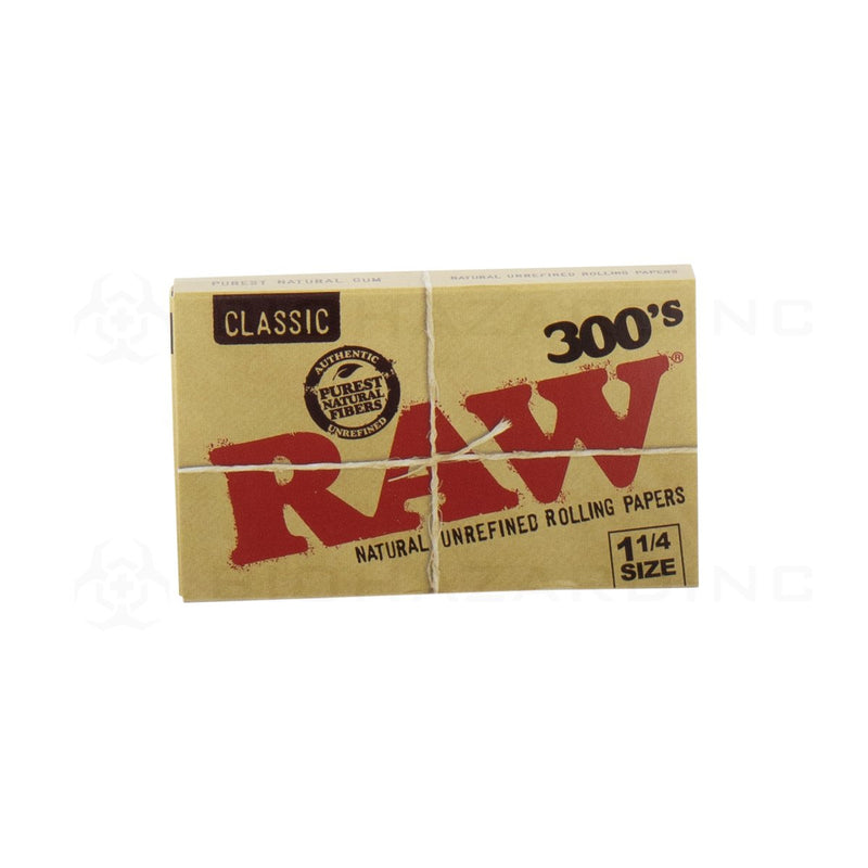 RAW® | 300's Classic Rolling Papers 1¼ | 184mm - 40 Count