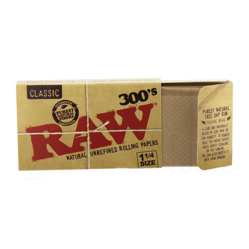 RAW® | 300's Classic Rolling Papers 1¼ | 184mm - 40 Count